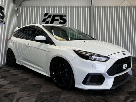 Ford Focus 2.3T EcoBoost RS Hatchback 5dr Petrol Manual AWD Euro 6 (s/s) (350 ps) 39