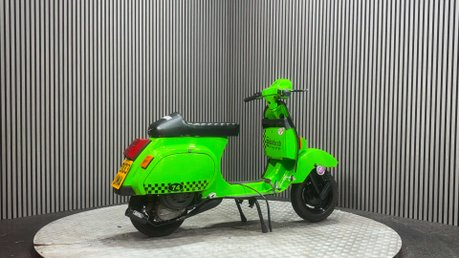 Piaggio Vespa Douglas 125 1987 ONLY 8K CUSTOM CLASSIC 2 STROKE 2T SCOOTER 125CC 2