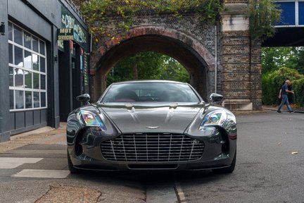 Aston Martin One77 5
