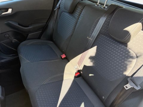 Ford Fiesta 1.0T EcoBoost Zetec Euro 6 (s/s) 5dr 13