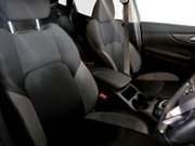 Nissan Qashqai 1.5 dCi N-Connecta SUV 5dr Diesel DCT Auto Euro 6 (s/s) (115 ps) Air Con - 11