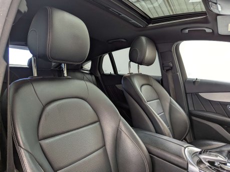 Mercedes-Benz GLC 2.1 GLC 220 D 4Matic AMG Line Premium+ Auto 4WD 5dr 29