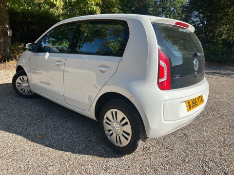 Volkswagen Up 1.0 Move up! Euro 6 5dr 6