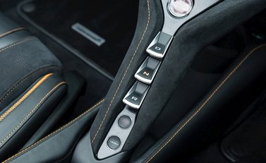 McLaren 720S Spider Performance 22