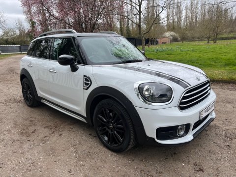 Mini Countryman COOPER EXCLUSIVE 1