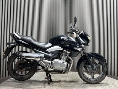 Suzuki Inazuma GW 2013 13K GOOD RUNNING PROJECT BIKE SPARES OR REPAIR 250CC A2