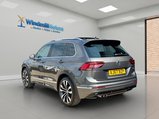 Volkswagen Tiguan 2.0 TDI R-Line DSG 4Motion Euro 6 (s/s) 5dr 9