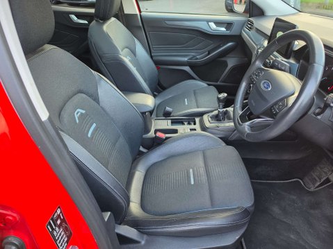 Ford Focus 1.5 Focus Active X EcoBlue 5dr 48