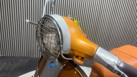 Piaggio Vespa PX 1984 GREAT RUNNING CLASSIC 2 STROKE SCOOTER 125CC LEARNER 23