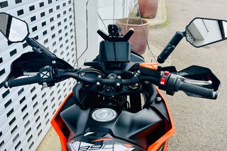 KTM Adventure 890 Adventure 7