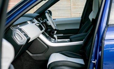 Land Rover Range Rover Sport 5.0 SVR 17