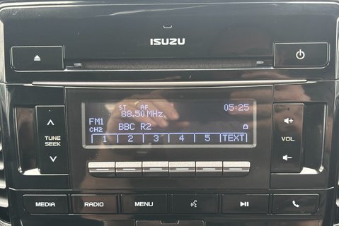 Isuzu D-Max Utility ECB 4x4 Arbor Tipper 28