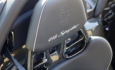 Porsche 918 Spyder 27