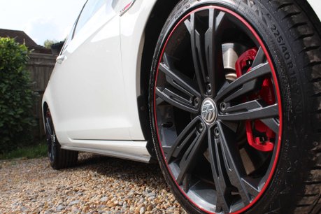 Volkswagen Golf 2.0 Golf GTi Performance TSi 3dr 9