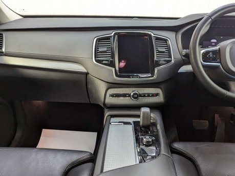 Volvo XC90 2.0 XC90 + B5 MHEV AWD Auto 4WD 5dr 71