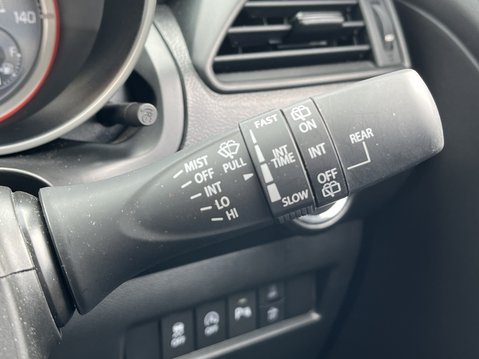 Suzuki Swift 1.2 Dualjet 83 12V Hybrid SZ5 5dr Auto 27