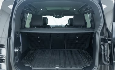 Land Rover Defender 110 V8 Carpathian Edition 33