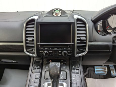 Porsche Cayenne 4.8 Cayenne V8 T Tiptronic S 4WD 5dr 82