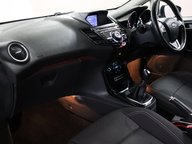 Ford Fiesta TITANIUM 34