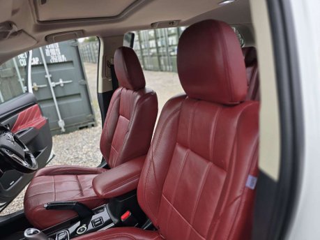 Mitsubishi Outlander 2.0h 12kWh GX5h SUV 5dr Petrol Plug-in Hybrid CVT 4WD Euro 6 (s/s) (200 ps) 39
