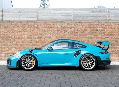 Porsche 911 (991) GT2 RS 2