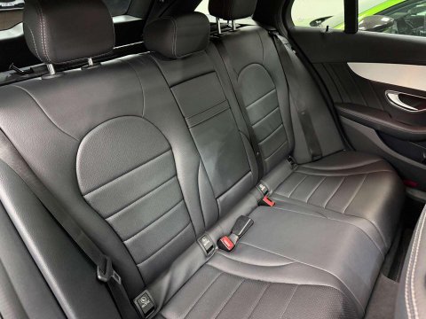Mercedes-Benz C Class 2.1 C300h BlueTEC AMG Line Estate 5dr Diesel Hybrid G-Tronic+ Euro 6 (s/s) 50