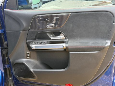 Mercedes-Benz GLB 1.3 GLB200h MHEV AMG Line (Premium Plus) 7G-DCT Euro 6 (s/s) 5dr 6