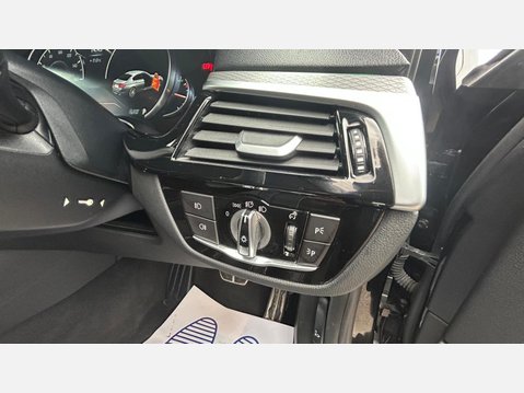 BMW 5 Series 3.0 540i M Sport Auto xDrive Euro 6 (s/s) 4dr 28