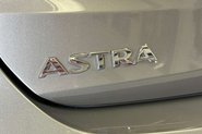 Vauxhall Astra 1.4i Turbo Elite Nav Hatchback 5dr Petrol Auto Euro 6 (s/s) (150 ps) 84