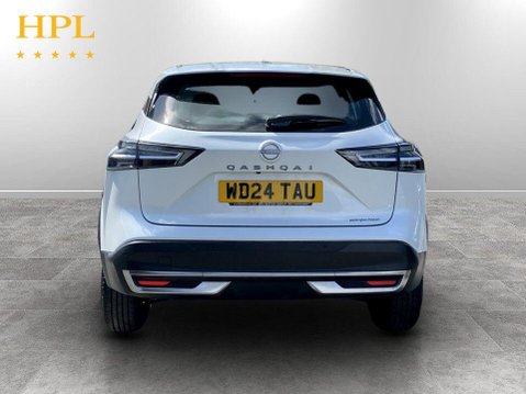 Nissan Qashqai 1.3 DIG-T MHEV Acenta Premium SUV 5dr Petrol Hybrid Manual Euro 6 (s/s) (14 6
