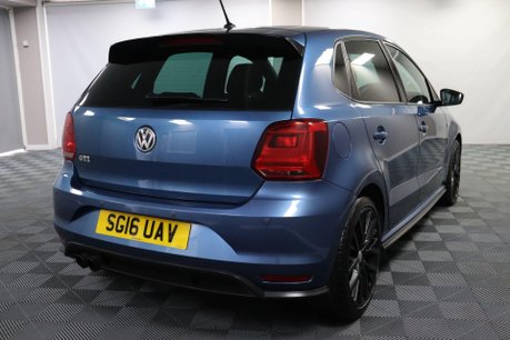 Volkswagen Polo GTI DSG 11
