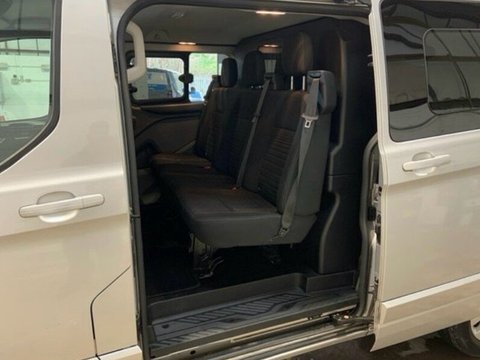 Ford Transit Custom 320 LIMITED DCIV ECOBLUE AUTO 3