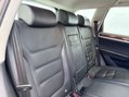 Volkswagen Touareg 3.0 Touareg V6 TSi Hybrid Auto 4WD 5dr 24