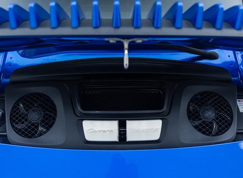 Porsche 911 Carrera 4 GTS (991.2) British Legends Edition 35