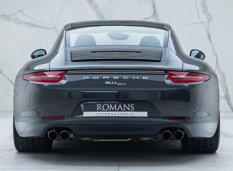 Porsche 911 50th Anniversary Edition 8