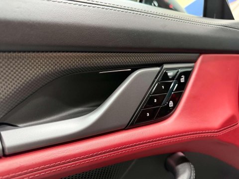 Porsche Taycan Performance Plus 93.4kWh Turbo S Saloon 4dr Electric Auto 4WD (761 ps) 46