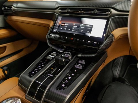 Aston Martin Vanquish 5.2 V12 BiTurbo Coupe 2dr Petrol Auto Euro 6 (s/s) (835 ps) 56
