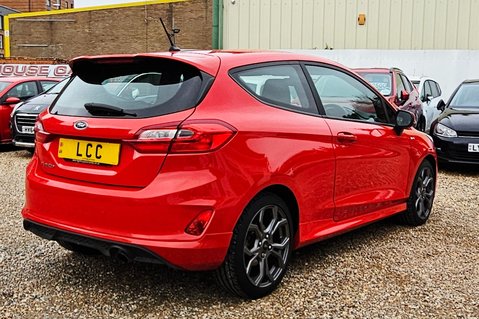 Ford Fiesta ST-LINE LOOK! 1 OWNER! 6 SERVICES.. APPLE CARPLAY.. STUNNING EXAMPLE 10