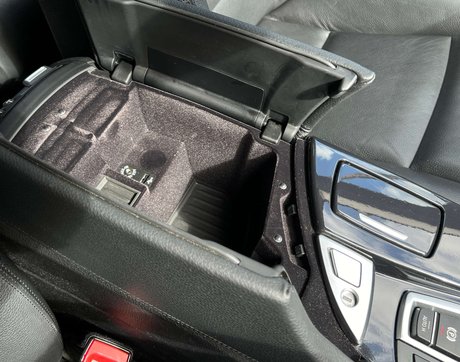 BMW 5 Series 2.0 520d SE Auto 5dr 27