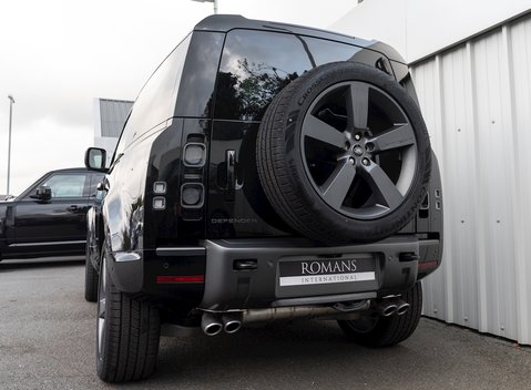 Land Rover Defender 90 V8 25