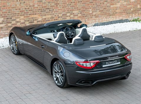 Maserati Grancabrio Sport 7