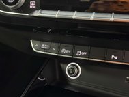 Audi A4 2.0 TDI 35 Black Edition Saloon 4dr Diesel S Tronic Euro 6 (s/s) (163 ps) 47