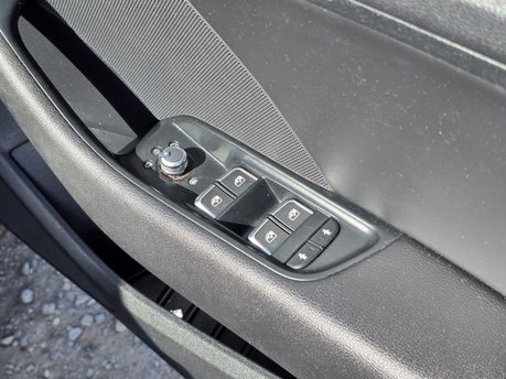 Audi A3 1.4 TFSI CoD S line Sportback 5dr Petrol S Tronic Euro 6 (s/s) (150 ps) 63
