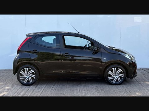 Toyota Aygo 1.0 Aygo X-Play TSS VVT-i 5dr 9