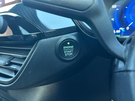 Ford Kuga 2.5h Duratec ST-Line X Edition CVT Euro 6 (s/s) 5dr 38