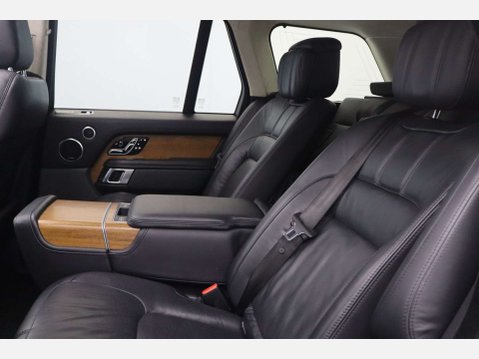 Land Rover Range Rover 2.0 Range Rover Autobiography P400e Auto 4WD 5dr 28