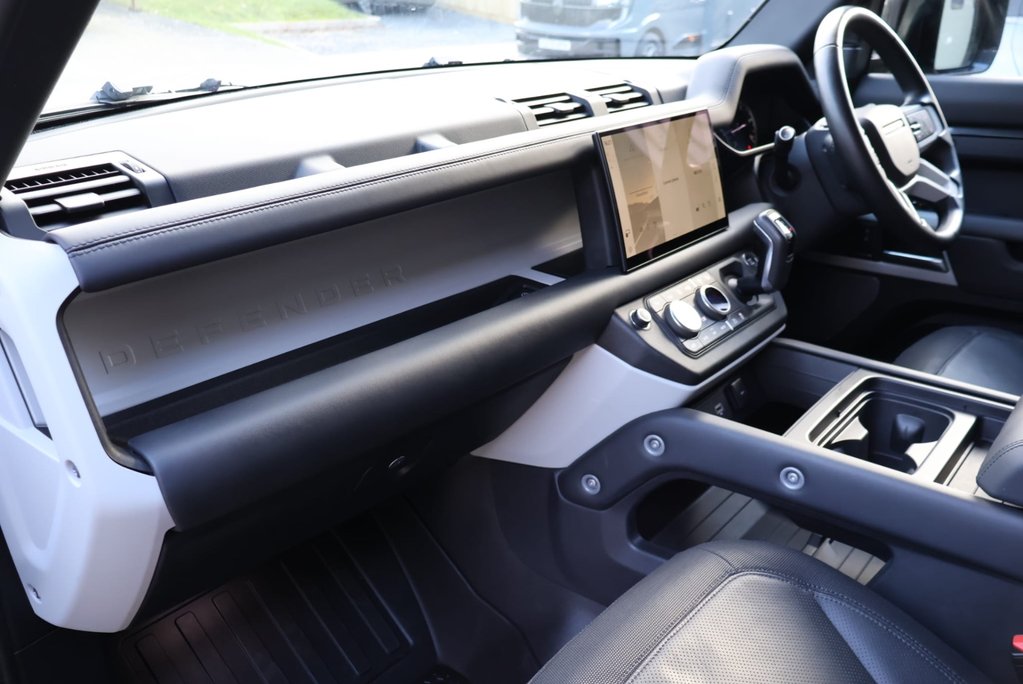 Land Rover Defender 110 D300 HARD TOP X-DYNAMIC HSE  STYLED BY SEEKER WITH A REAR SEAT CONVERSION  24