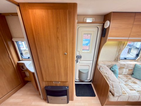 Bailey Pageant Series 7 Bordeaux 21