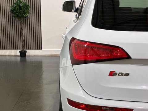 Audi SQ5 3.0 BiTDI V6 Tiptronic quattro Euro 5 (s/s) 5dr 23
