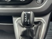 Renault Trafic Crew Cab AUTO LWB L2H1 Low Roof Sport LL30 Air Con Alloys Sensors EURO 6 45